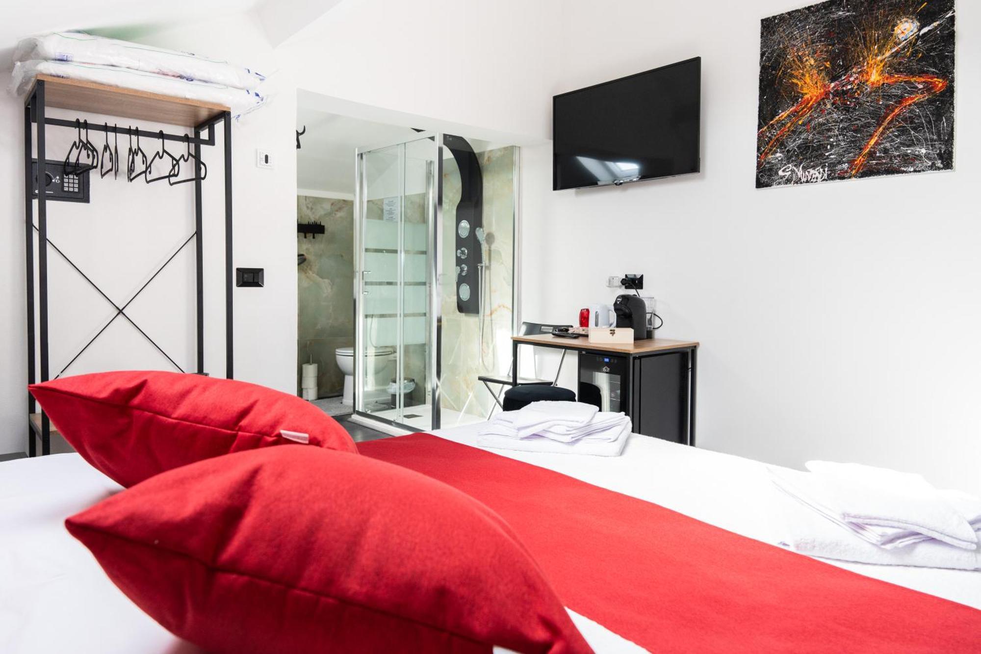 Volcano's - Etna - Private With Jacuzzi In Center Appartement